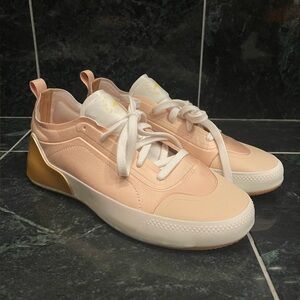 Stella McCartney x adidas Women’s Treino 'Soft Powder Gum' Brand New Size 9